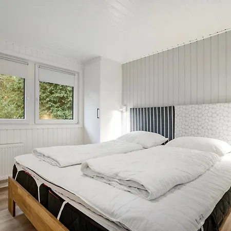 2 Bedroom Cozy In Hvide Sande Holiday home