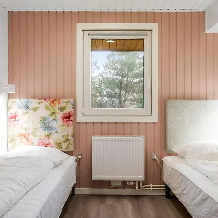 2 Bedroom Cozy In Hvide Sande